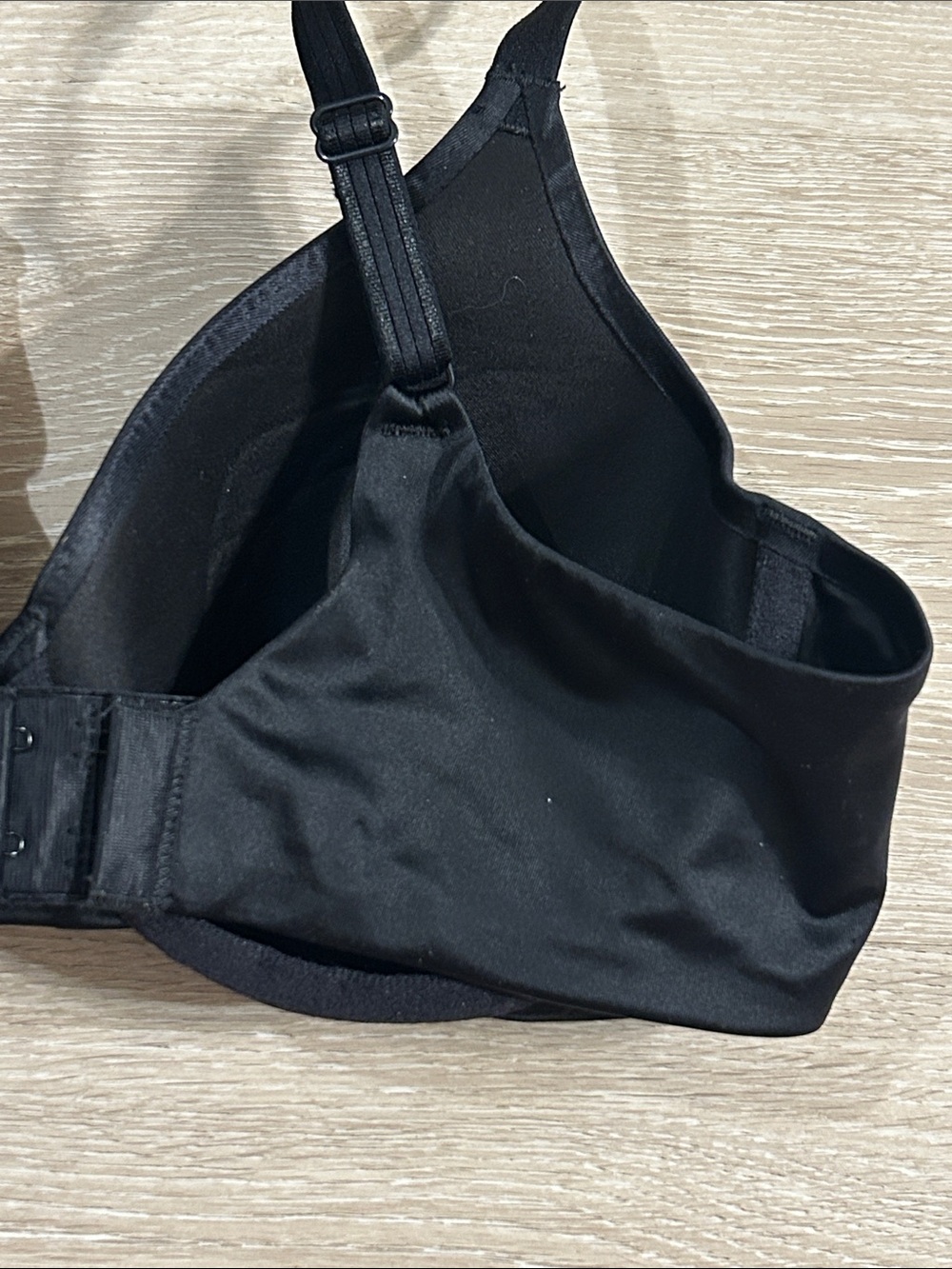Bali Black Smoothing One Smooth U Collection T-Shirt Bra Sz 34C - Picture 5 of 7